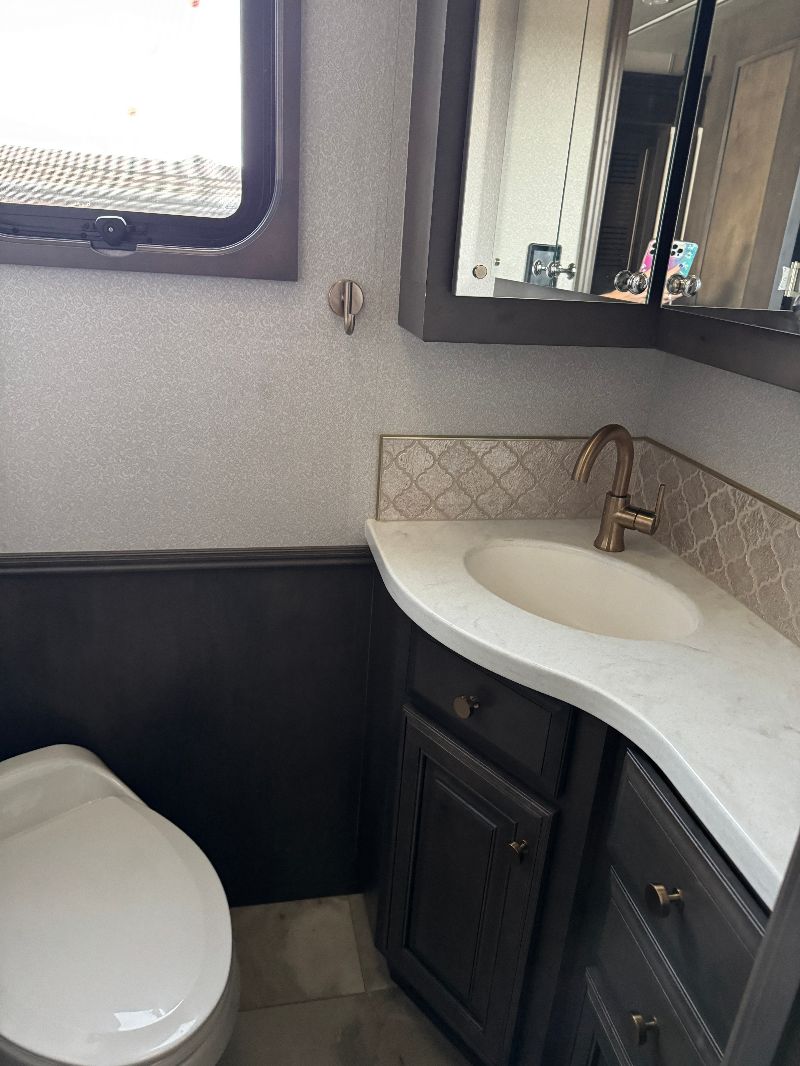 2025 Entegra Coach Cornerstone 45B - Image 13