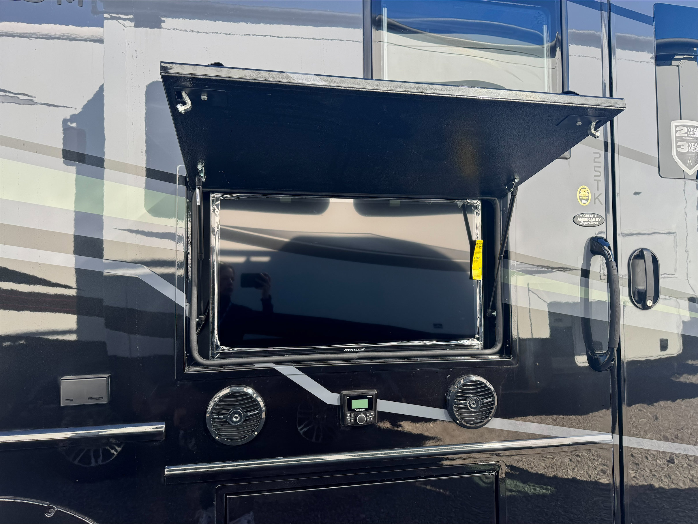 2026 Grand Design Lineage Series M 25TK - Image 6