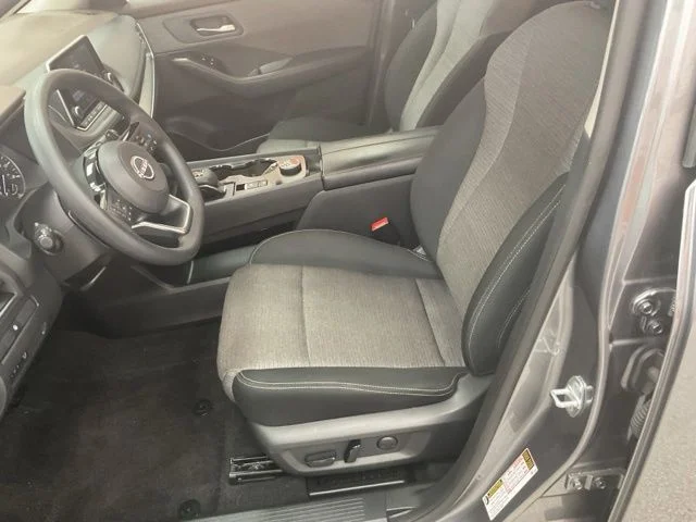 2023 Nissan Rogue Utility 4D SV AWD - Image 13