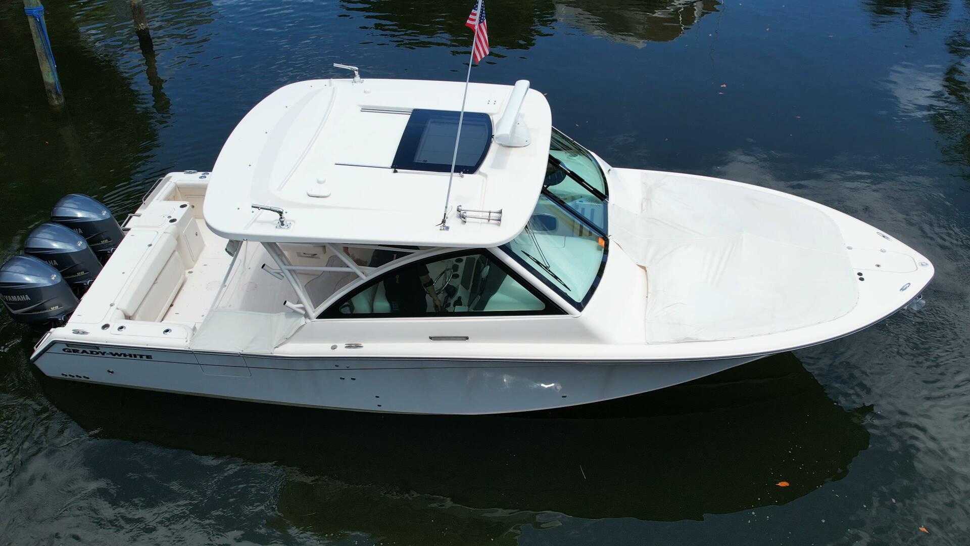2017 Grady-White - Image 65