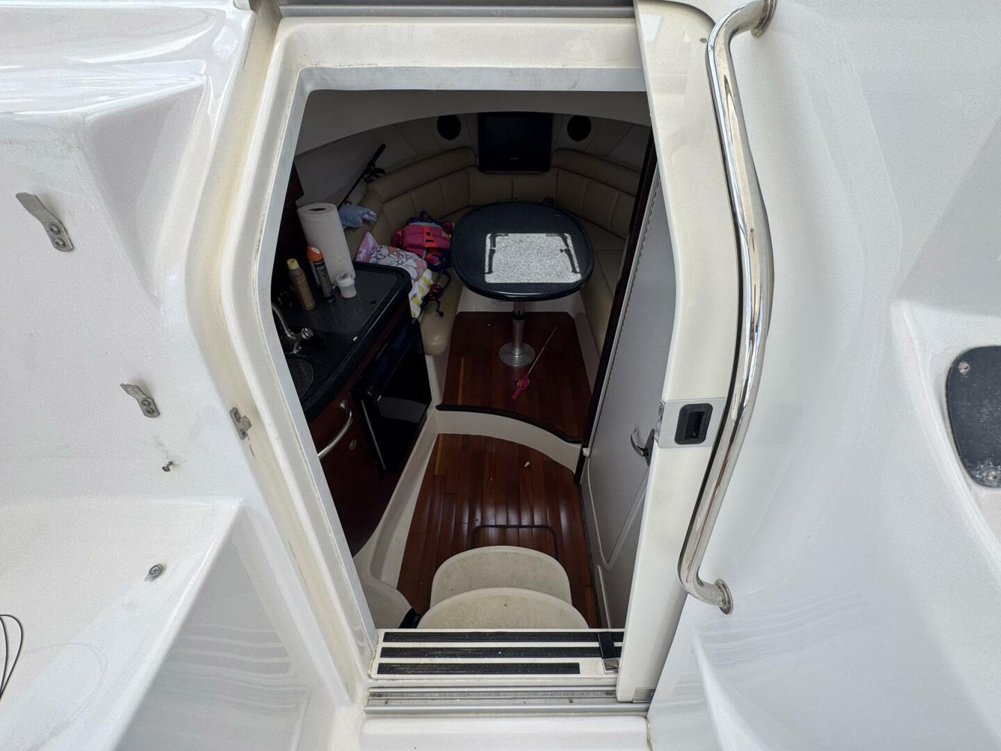 2011 Boston Whaler 305 Conquest - Image 37