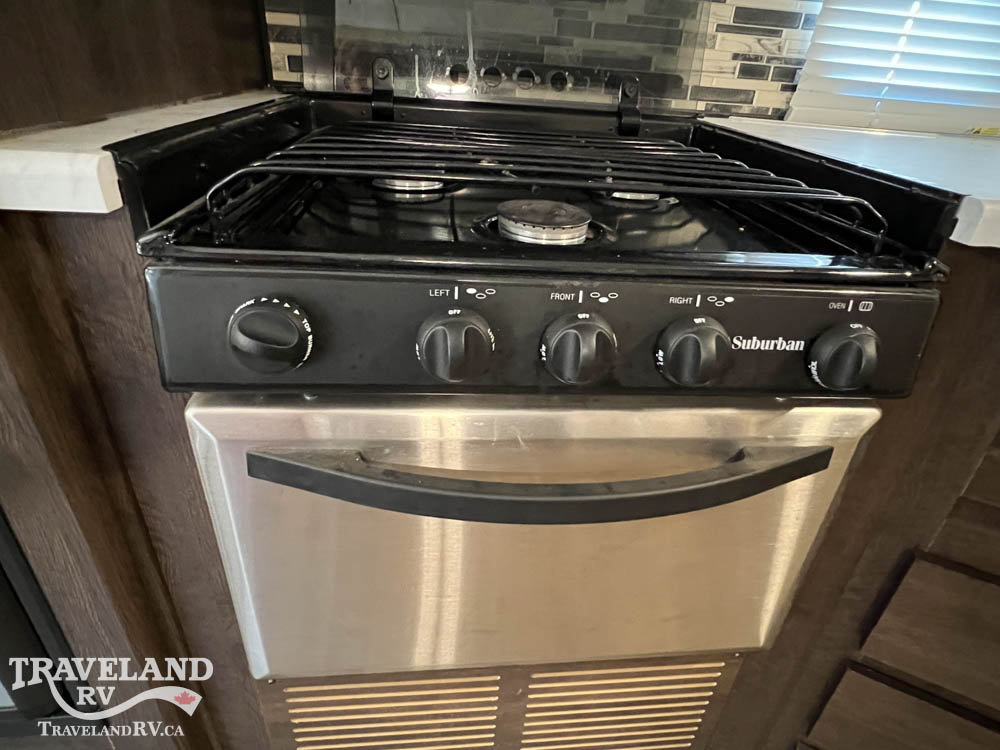 2018 Forest River Wildwood X-Lite West 210RBXL - Image 14
