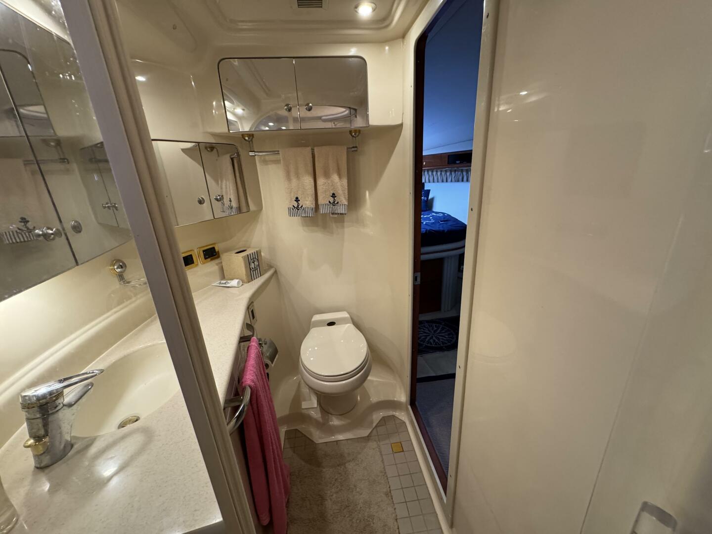 2001 Sea Ray 510 SUNDANCER - Image 24