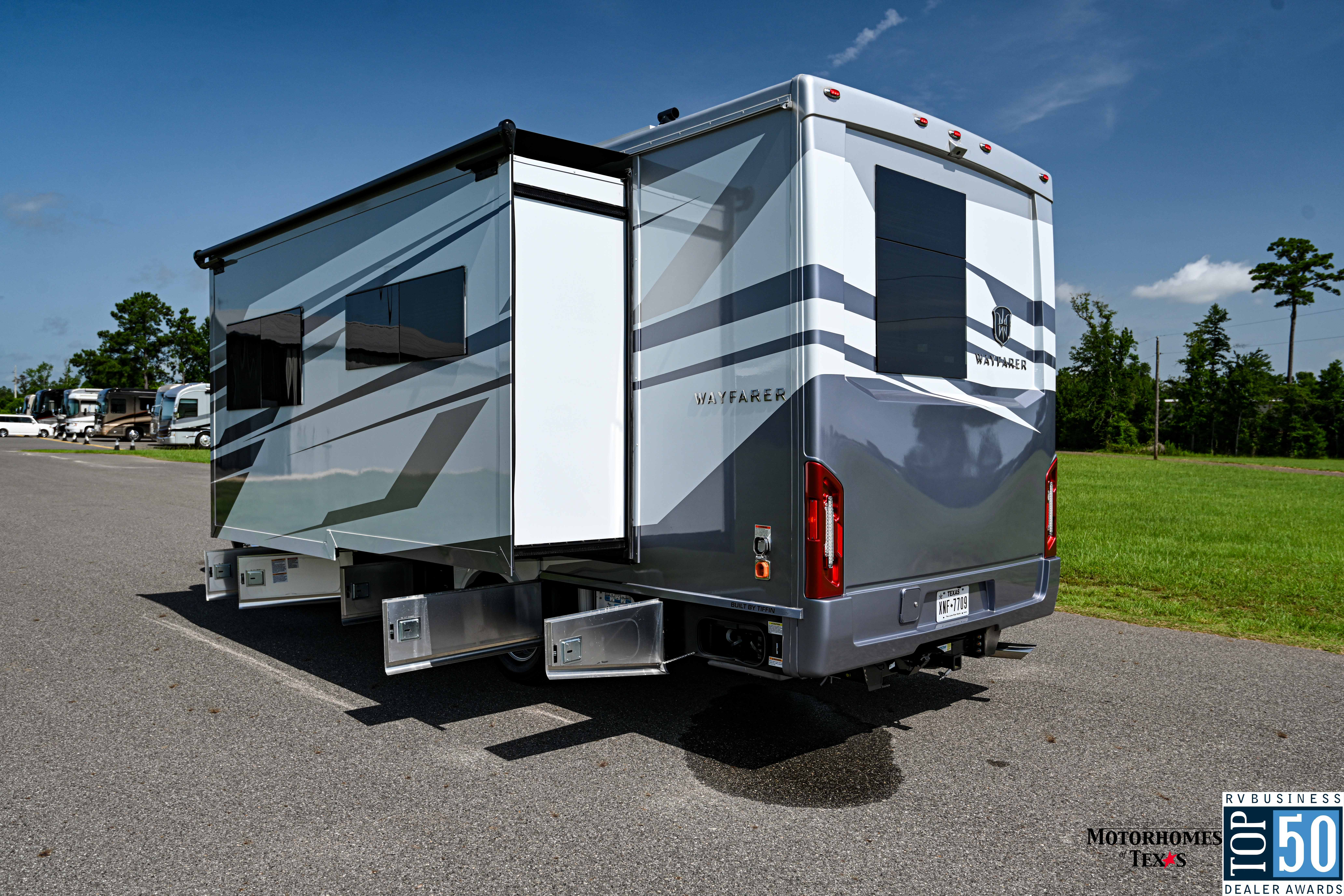 2026 Tiffin Wayfarer 25 XRW - exterior 10