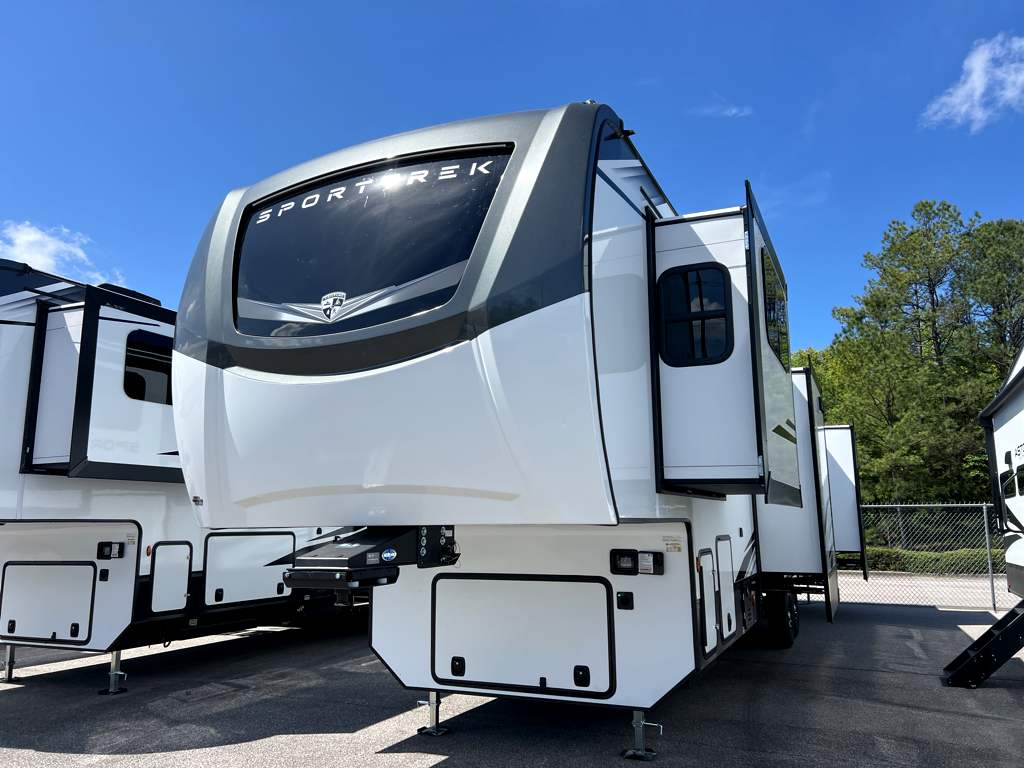 2026 VENTURE RV SPORTTREK 365VFL - Image 2