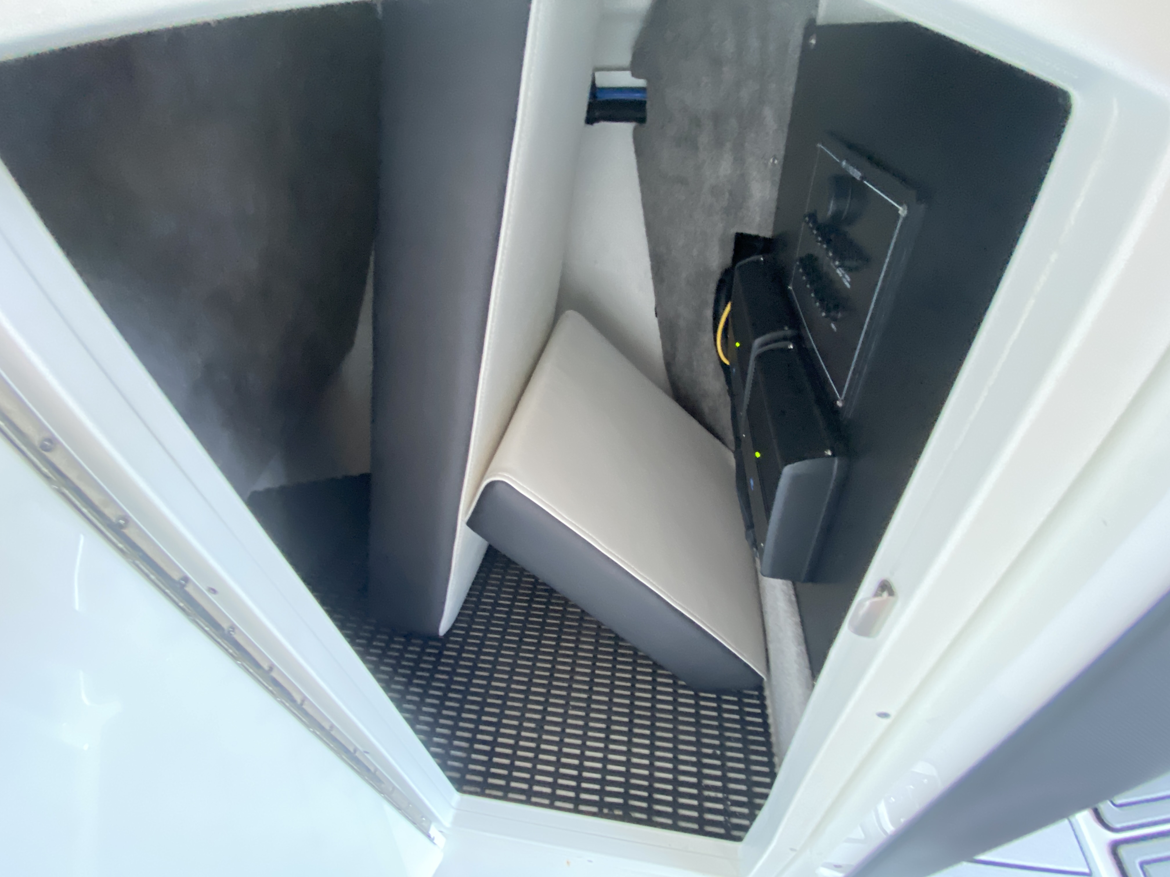  - Image 7