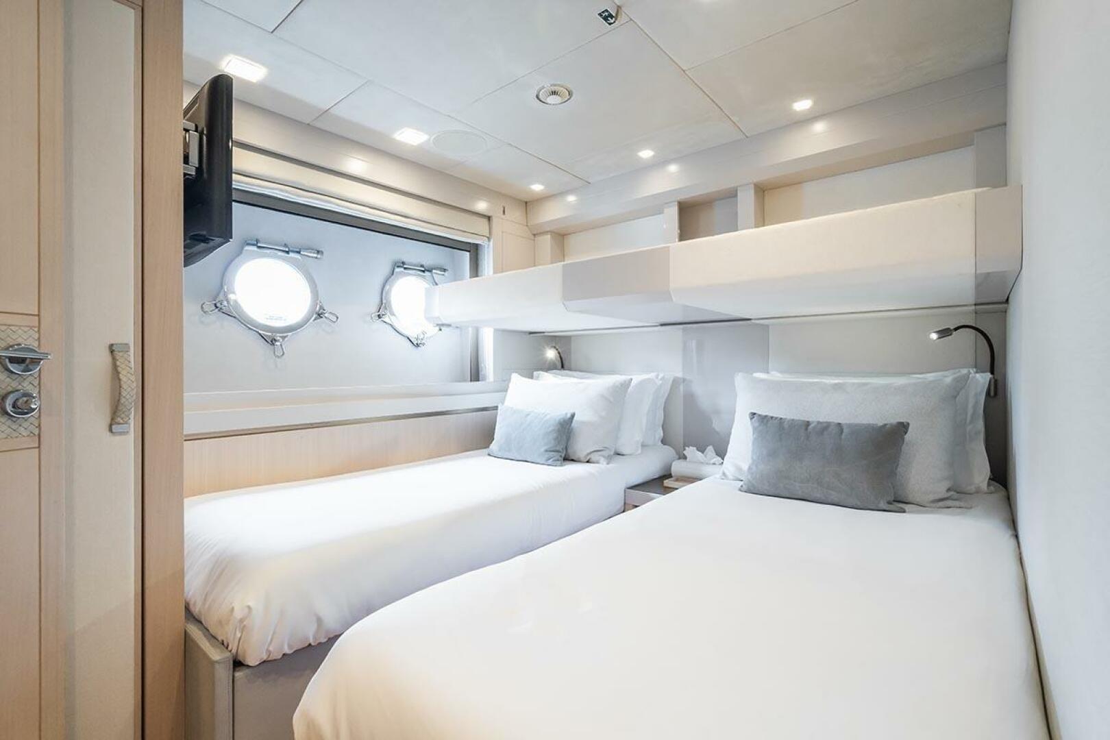 2021 Monte Carlo Yachts MCY 96 - Image 33