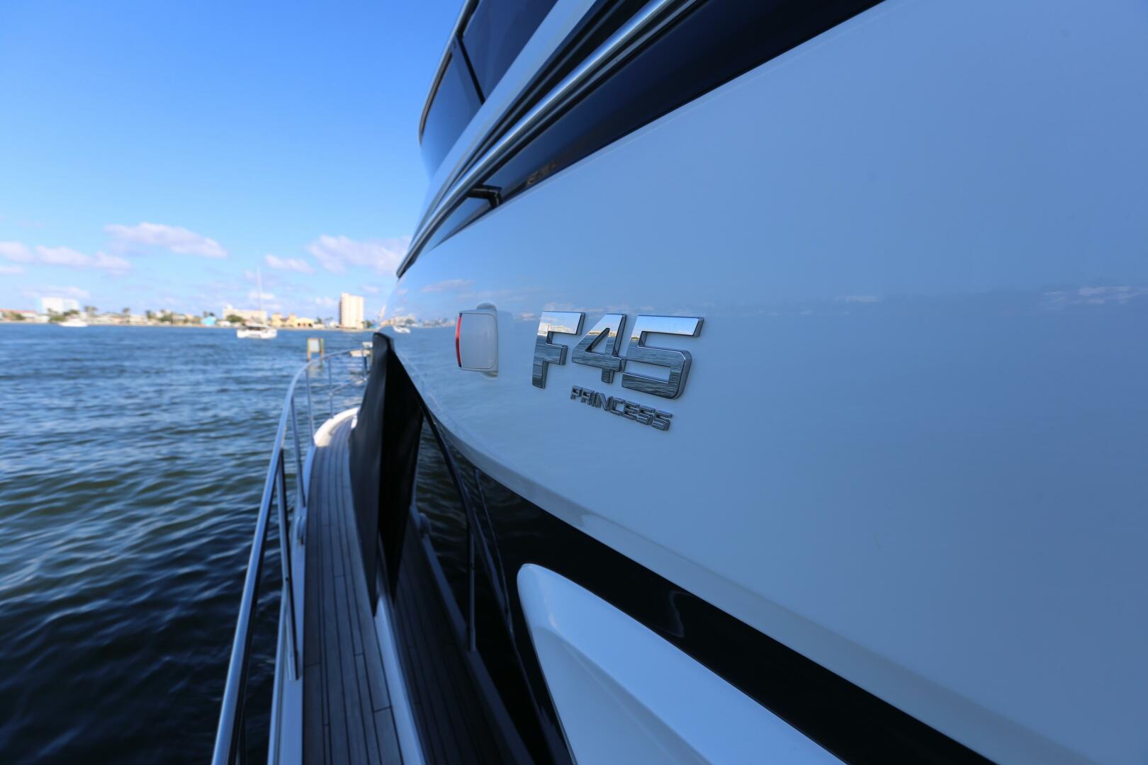 2024 Princess Princess F45 - Image 41