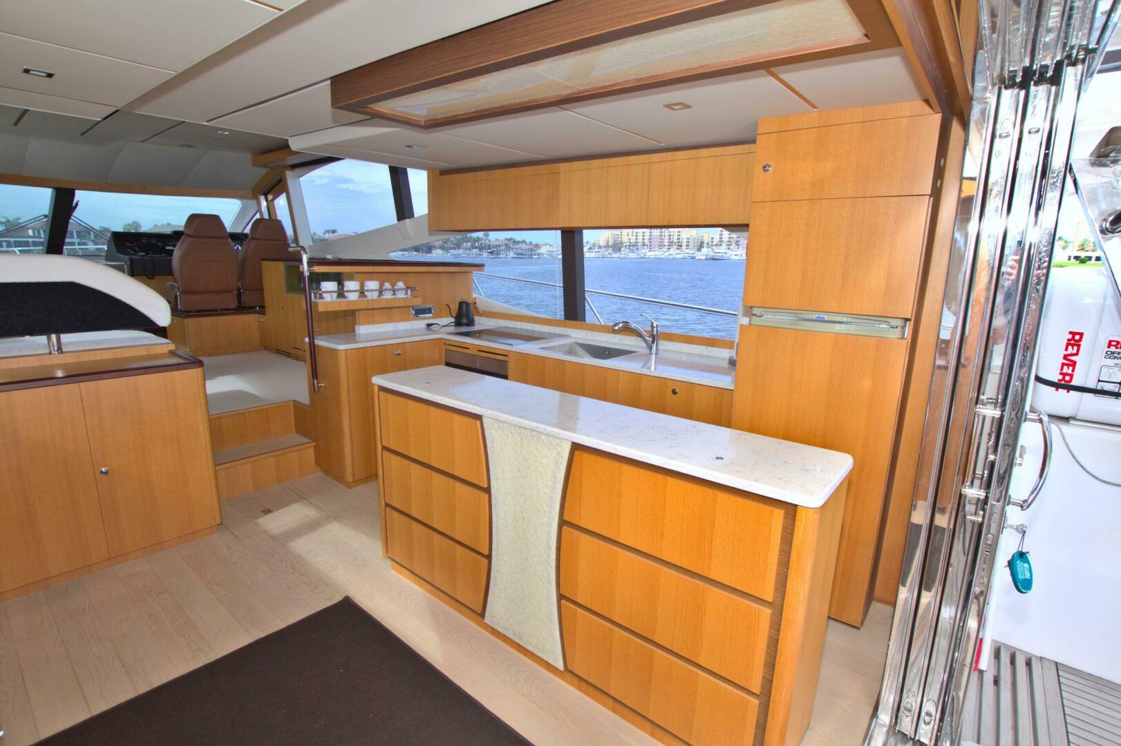 2015 Dyna Yachts 60 Pilothouse Motoryacht - Image 39
