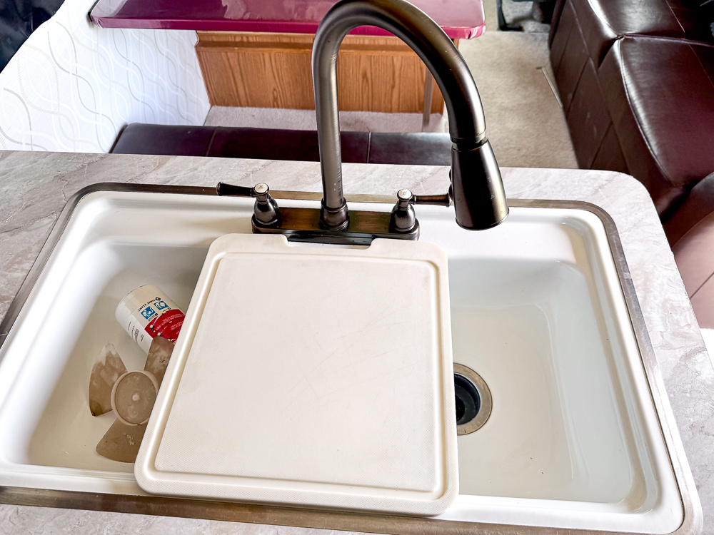 1994 FLEETWOOD SEARCHER M-Z29 - Image 44