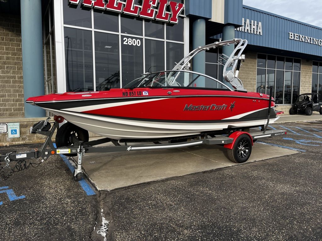 2016 MasterCraft X2 - Image 4