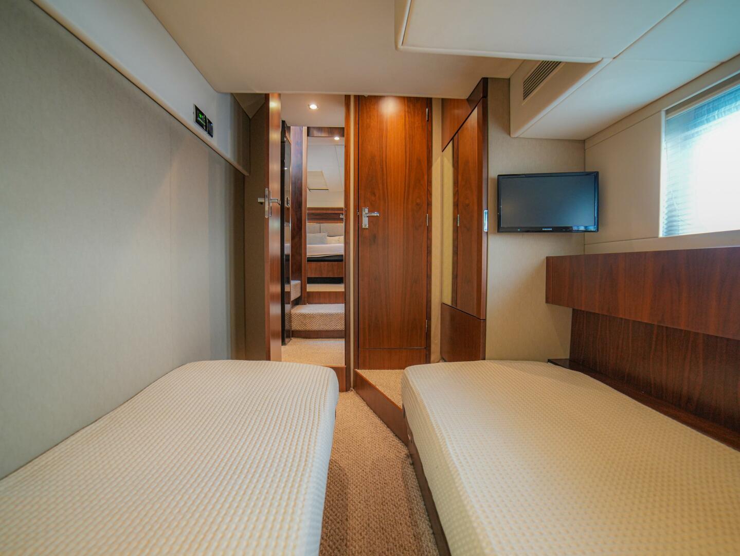 2014 Fairline 50 - Image 47