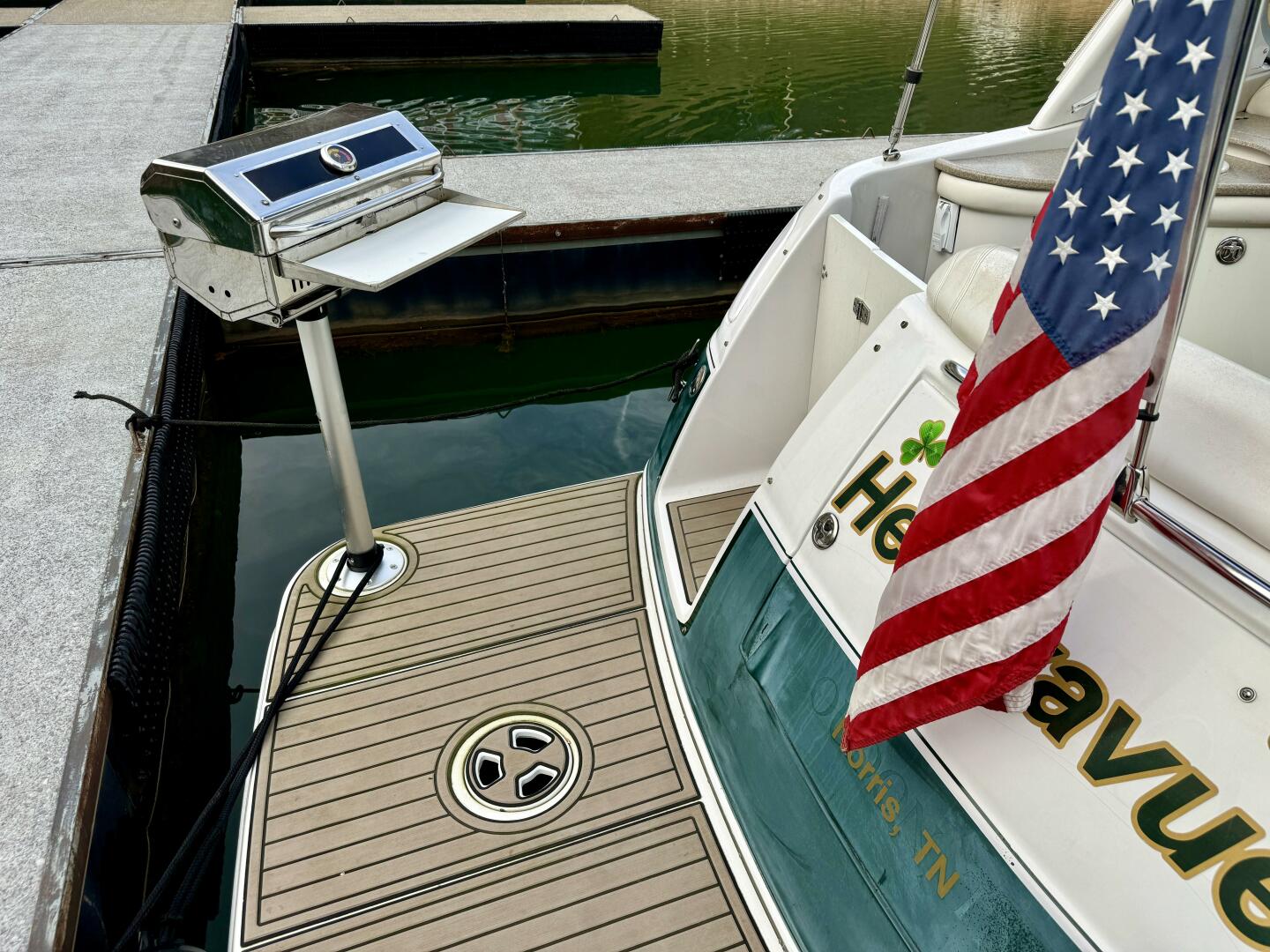 2004 Four Winns Vista 288 - Image 21