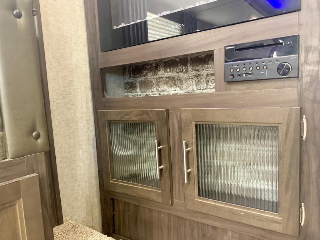 2019 FOREST RIVER 26RL - Image 20