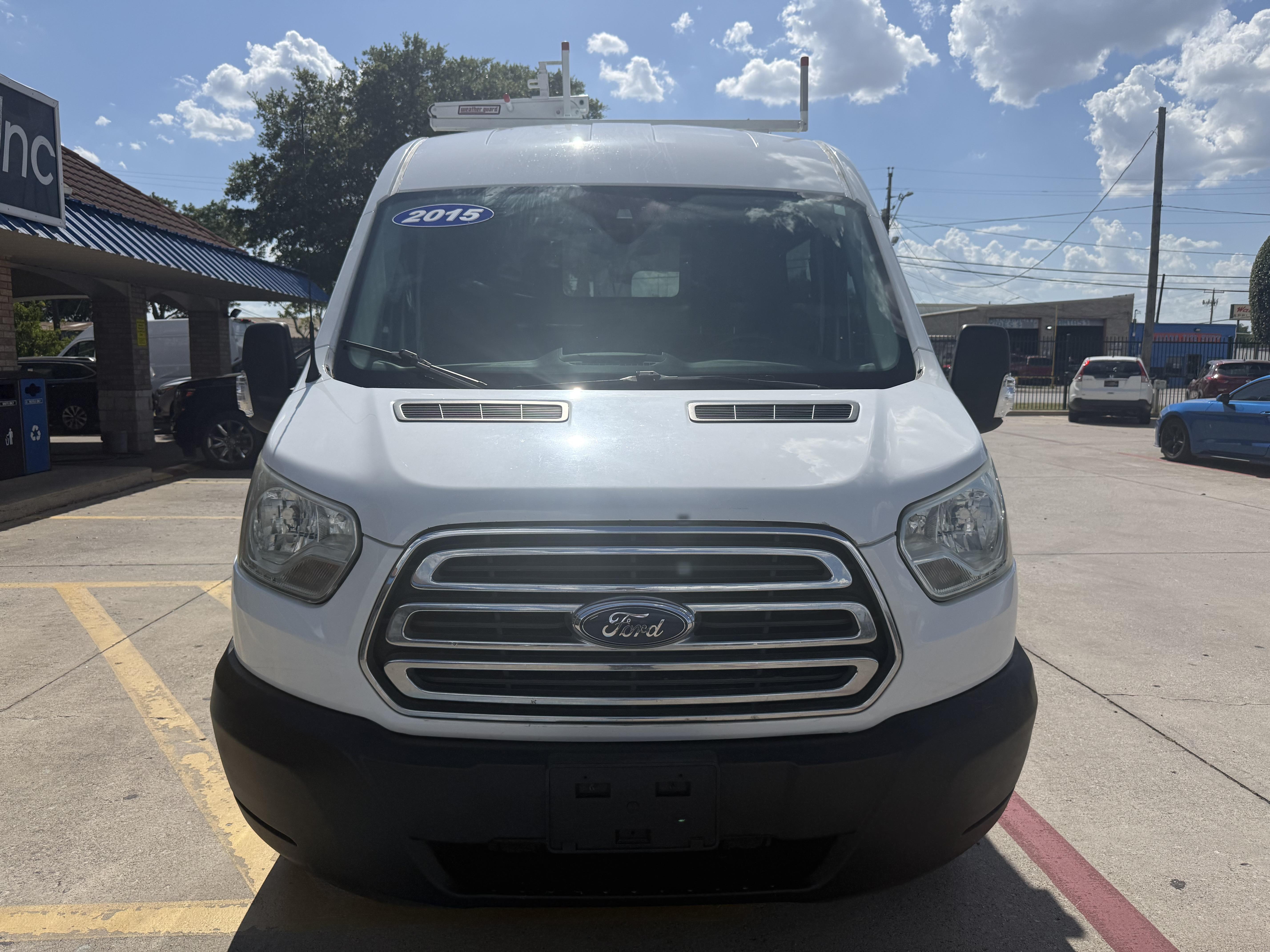 2015 Ford Transit 150 Passenger Van XLT Medium Roof - Image 4