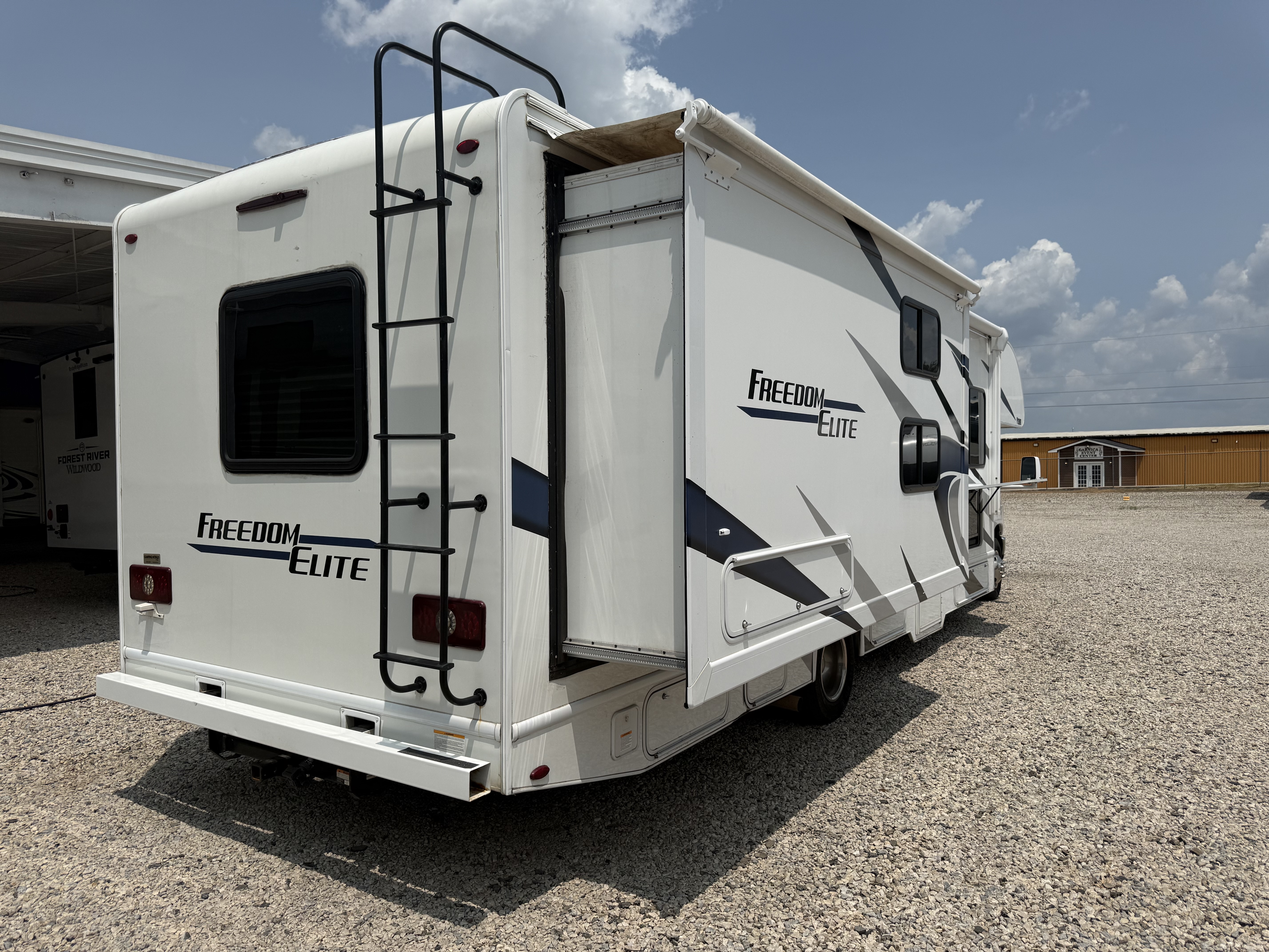 2021 Thor Motor Coach Freedom Elite 30FE - Image 7