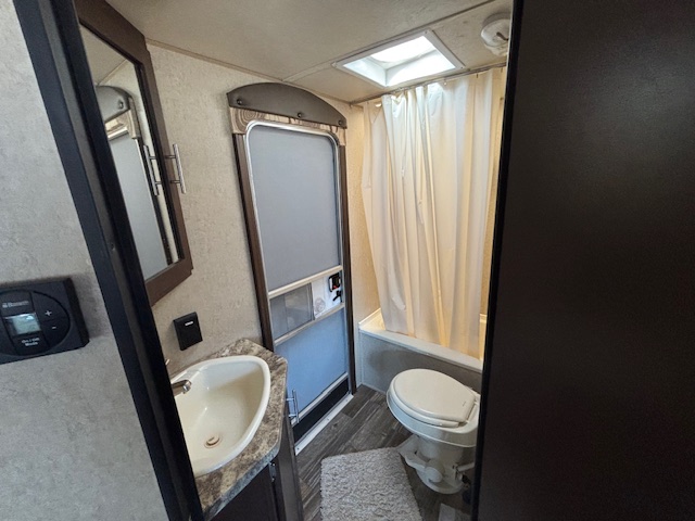 2016 Forest River Grey Wolf 26DBH - Image 17