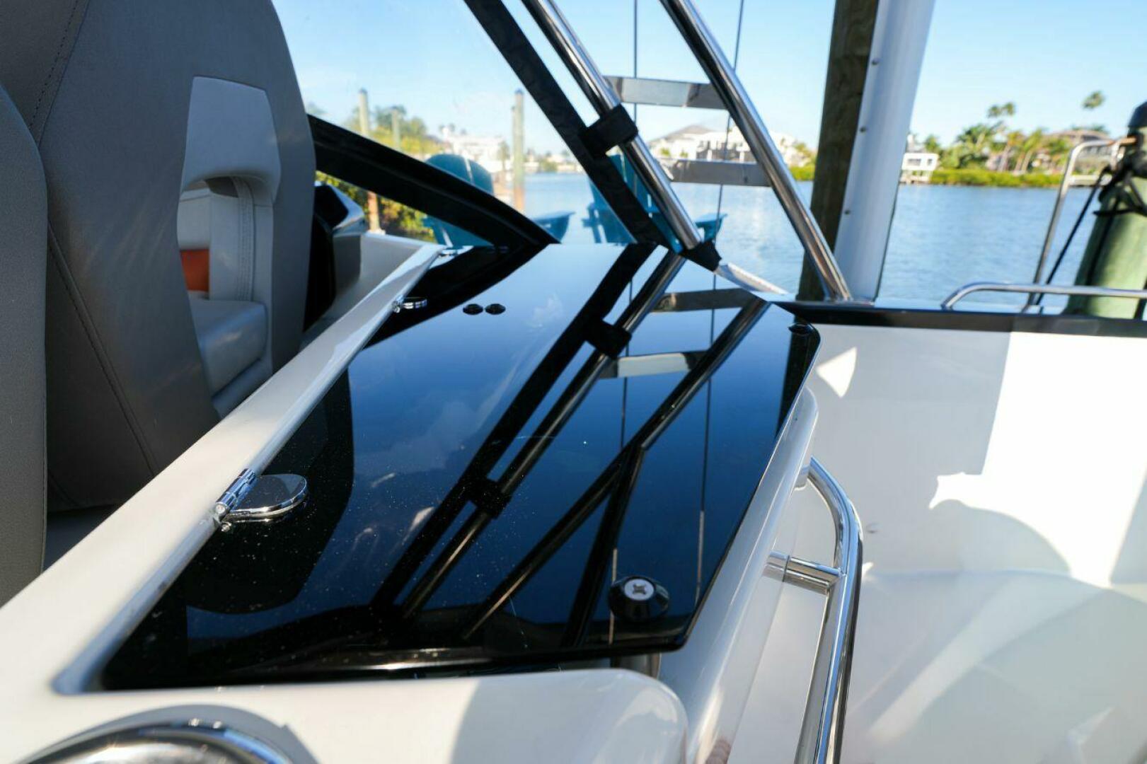 2020 Beneteau Flyer 10 - Image 7