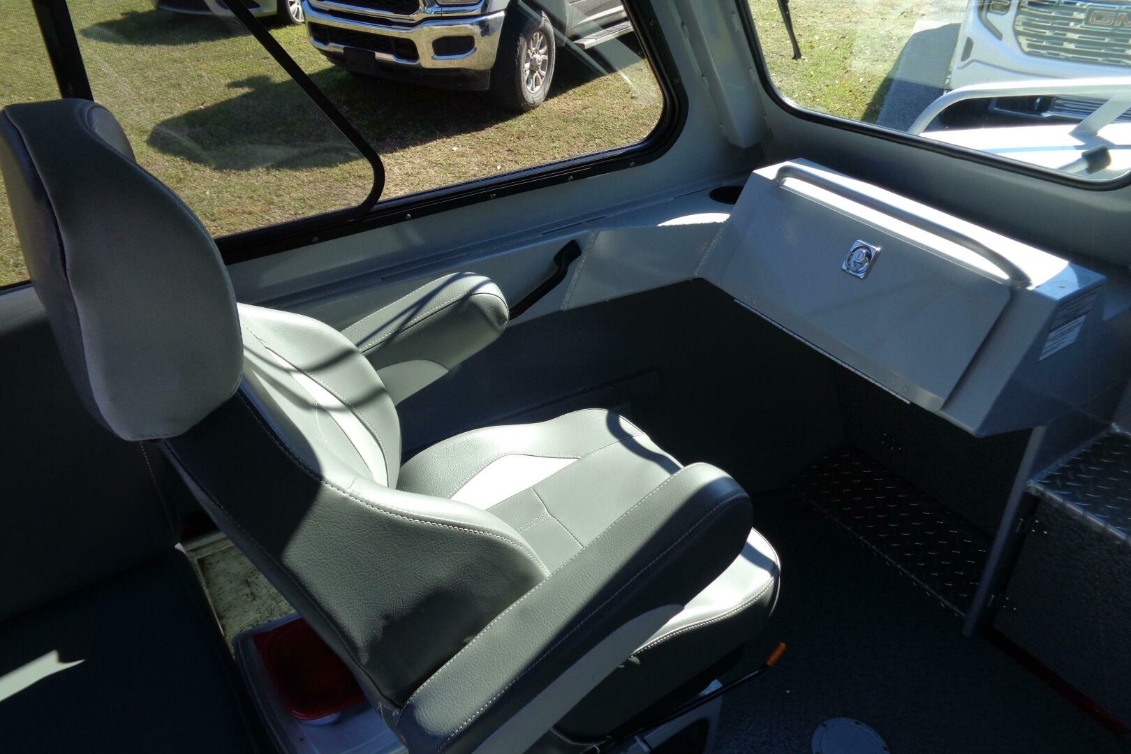 2022 Hewes 210 Sea Runner ET HT Base - Image 23