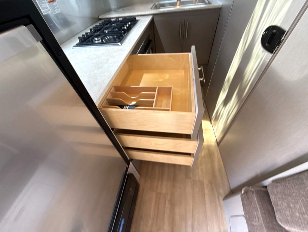2026 AIRSTREAM CARAVEL 20FB - Image 28