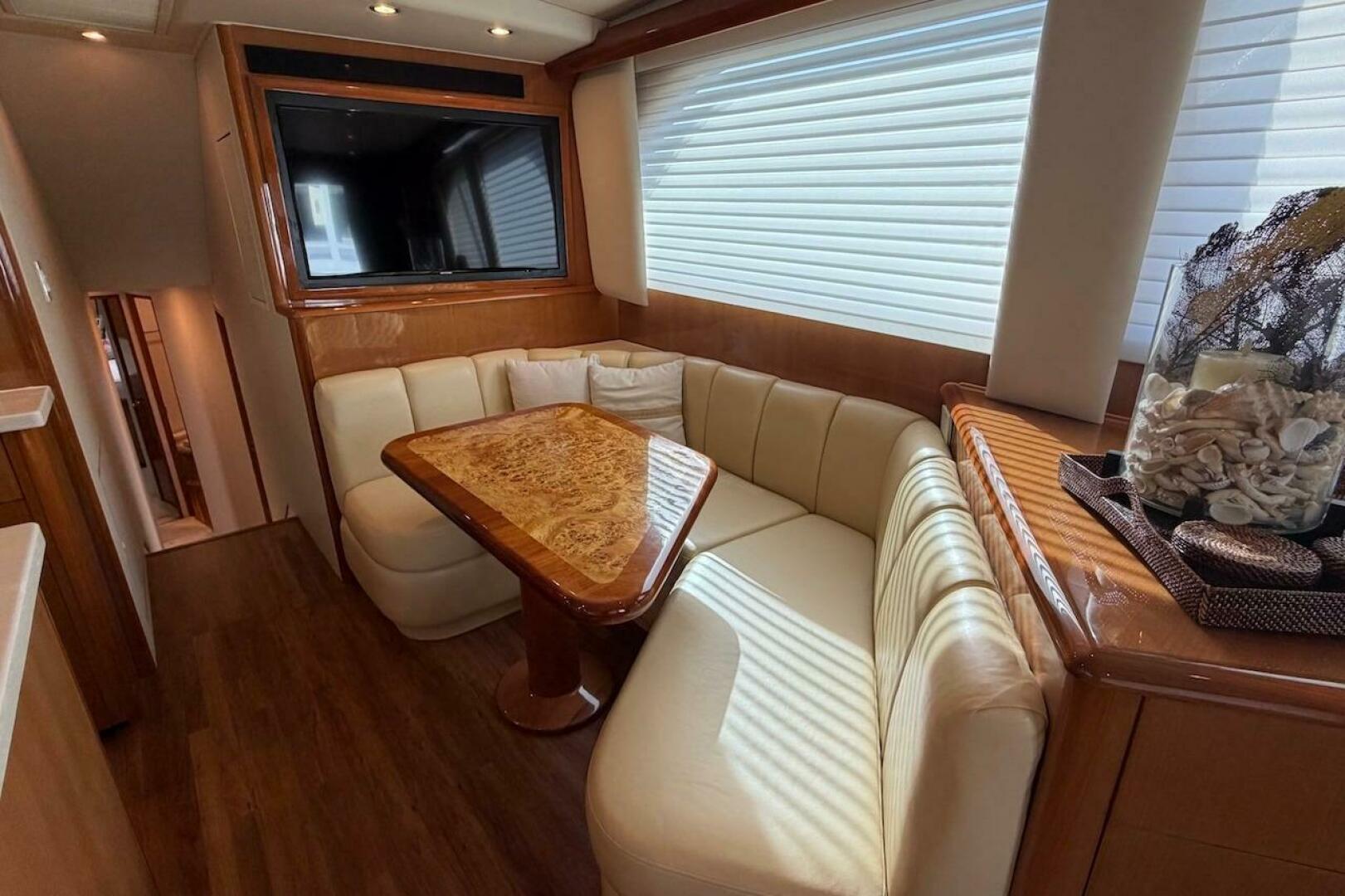2004 Viking 56 Convertible - Image 17