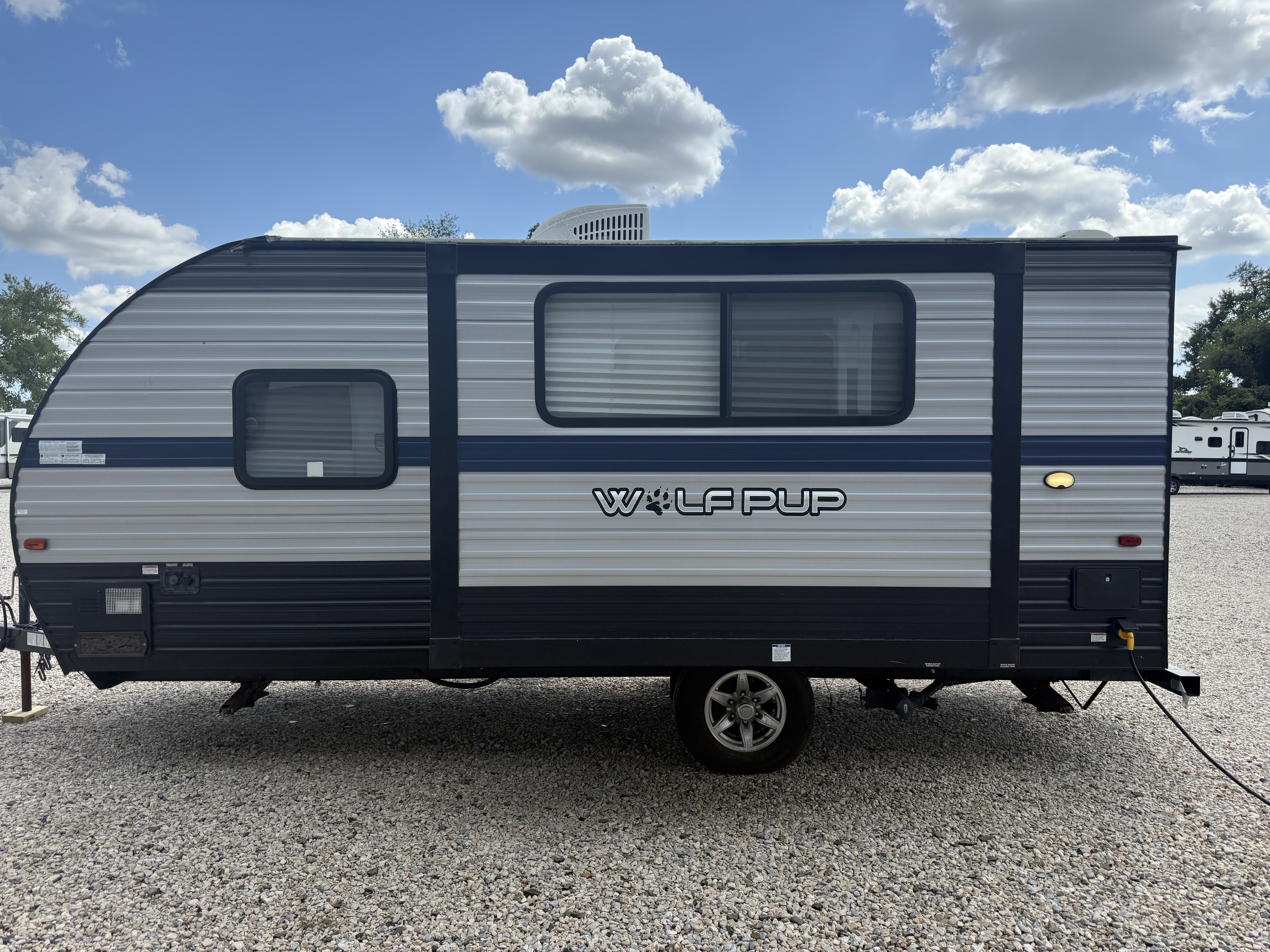 2020 Forest River Cherokee Wolf Pup 16PF - Image 5