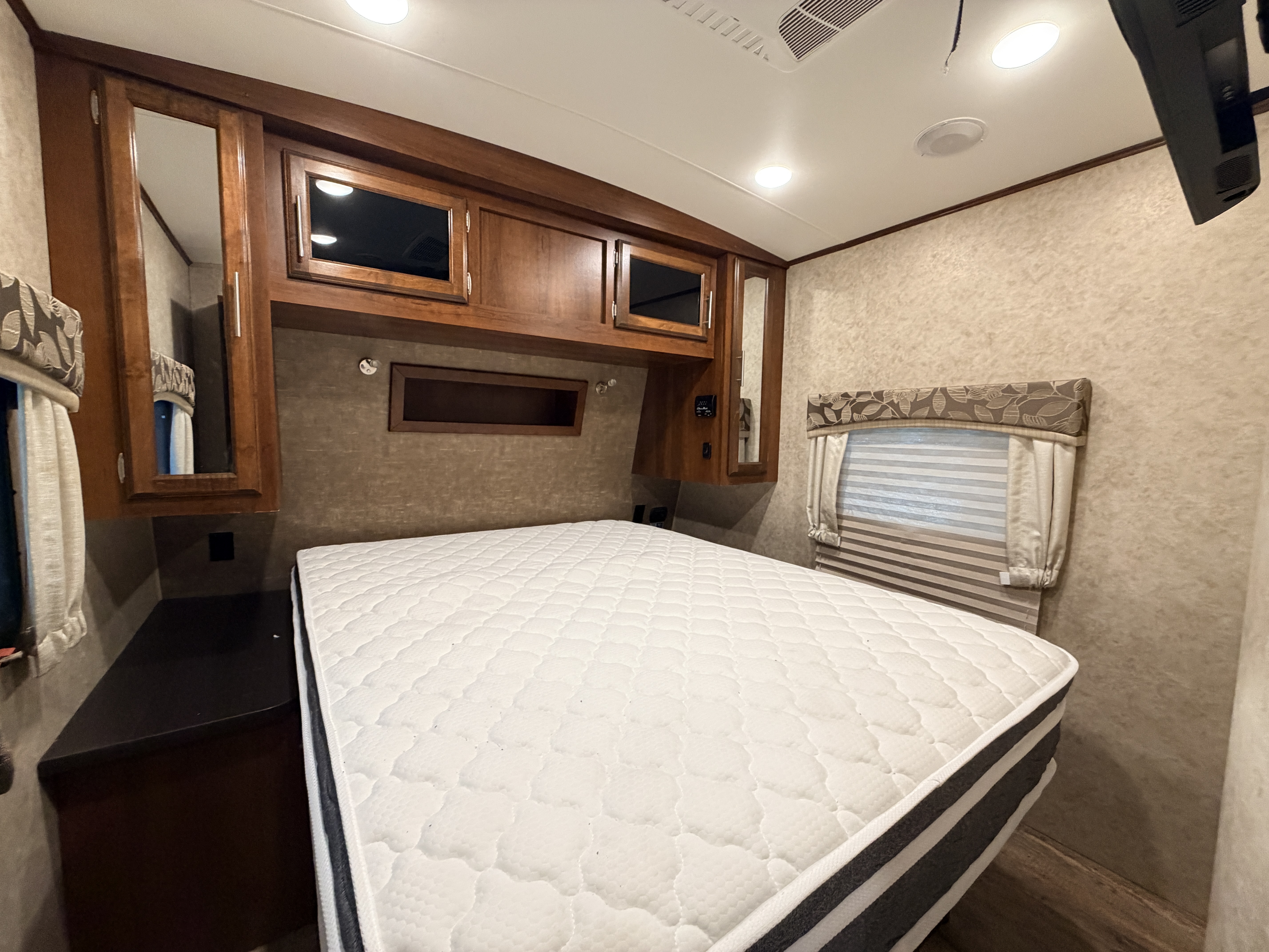 2017 Jayco Eagle HT 324BHTS - Image 22