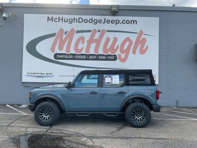 2022 Ford Bronco Utility 4D Black Diamond 4WD - Image 8