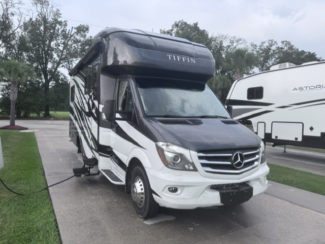 2018 TIFFIN WAYFARER 24TW - Image 10