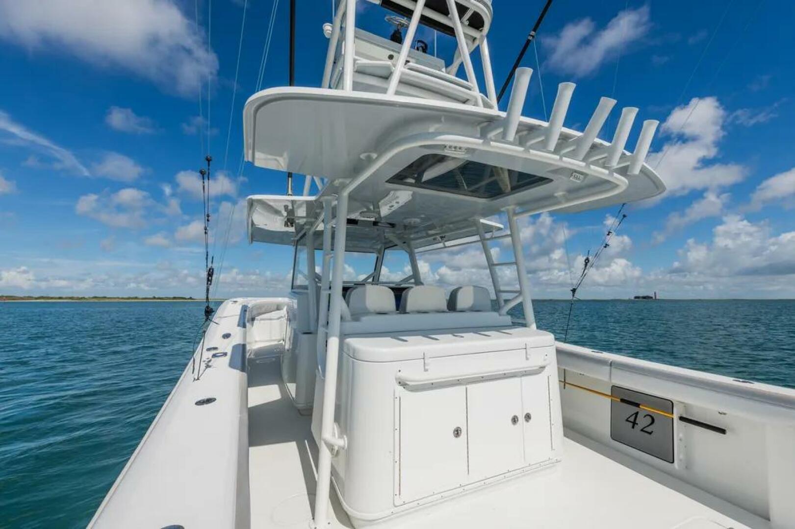 2019 Yellowfin 42 Center Console - Image 14