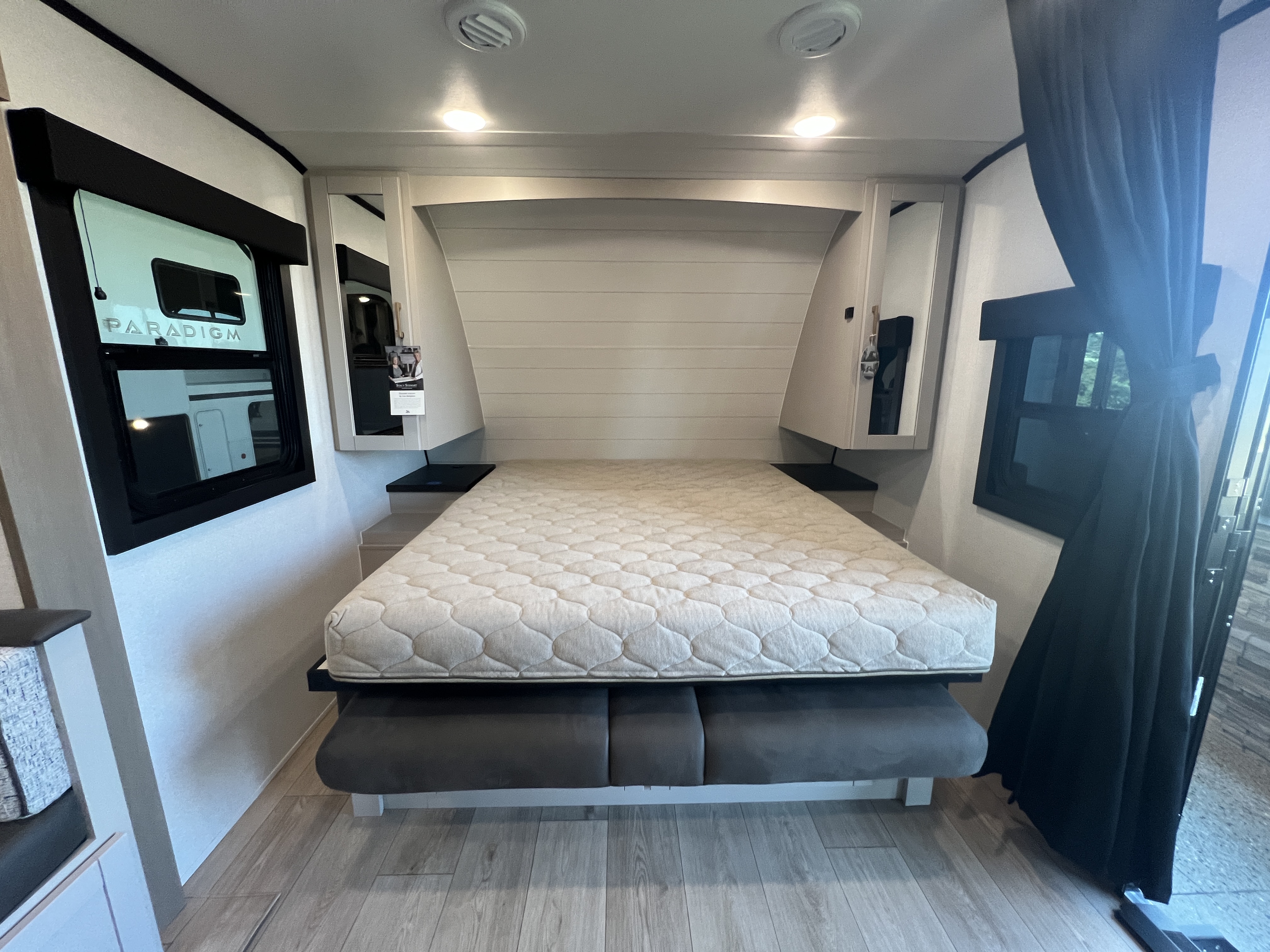 2027 Jayco Jay Feather 21MBH - Image 9