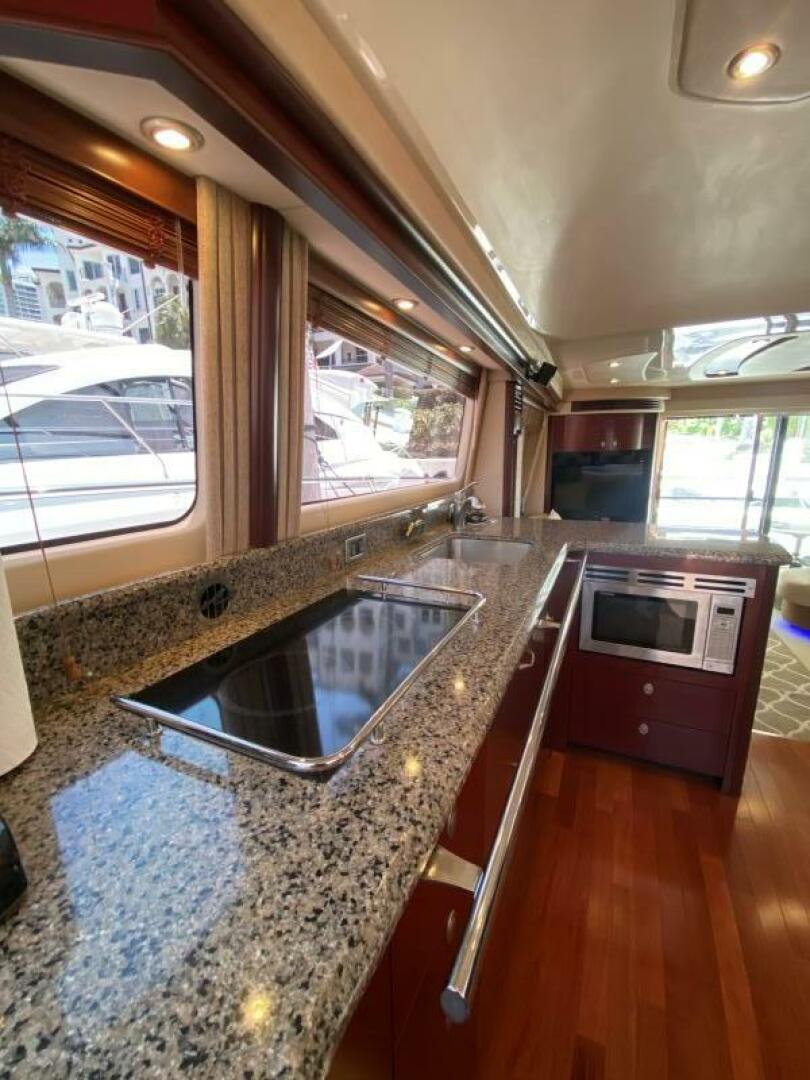 2006 Sea Ray 58 Sedan Bridge - Image 36
