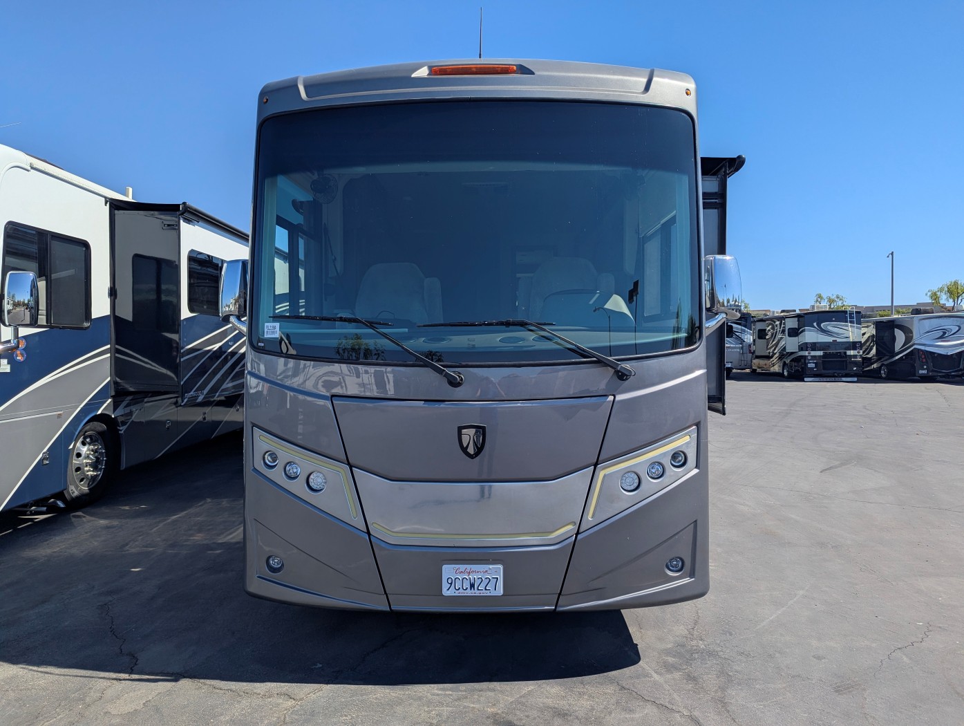 2023 Thor Motor Coach Palazzo 37.5 - Image 2