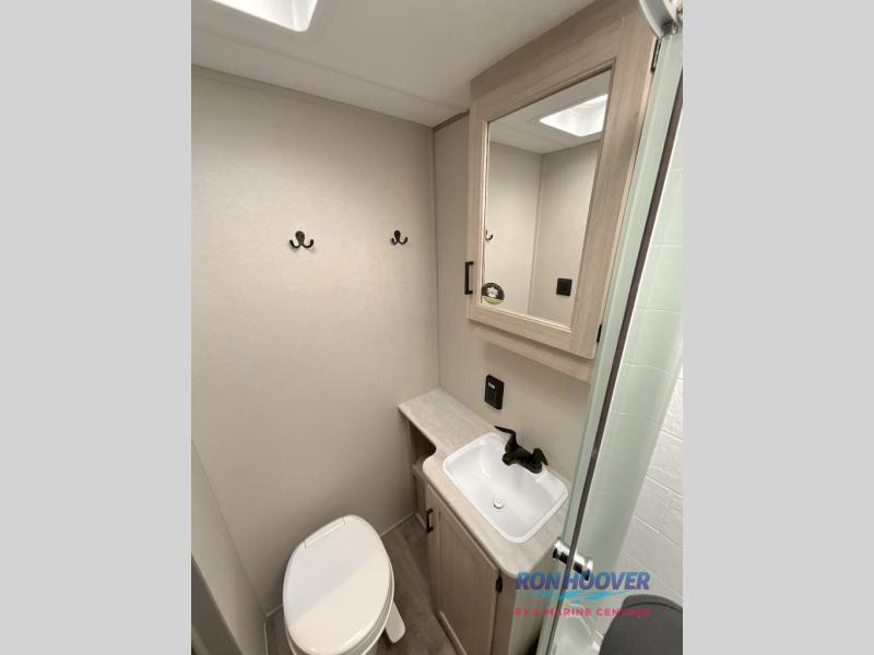 2026 COACHMEN CATALINA 343BHTSLE DENS RHB - Image 9