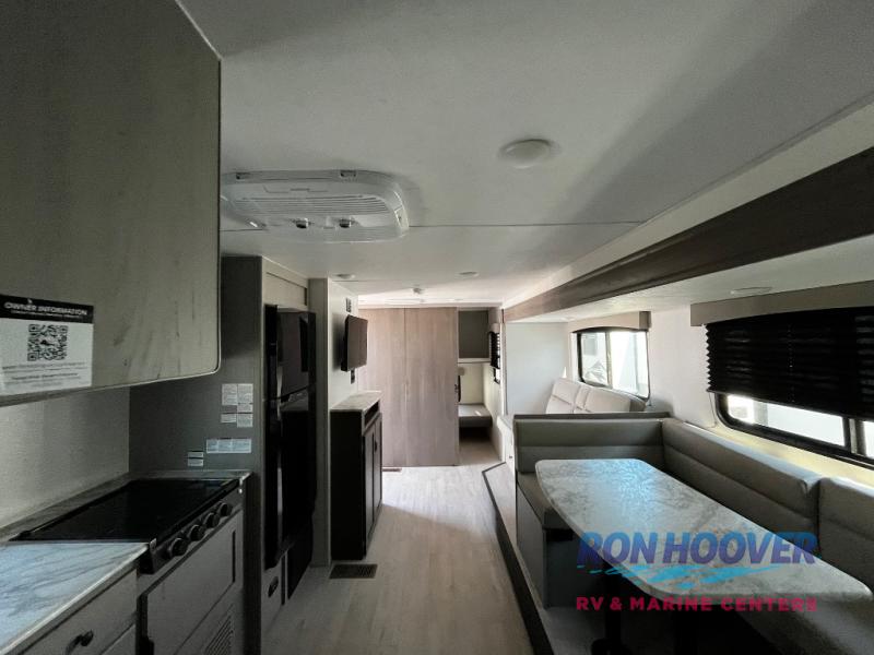 2025 COACHMEN 282DORM - Image 32