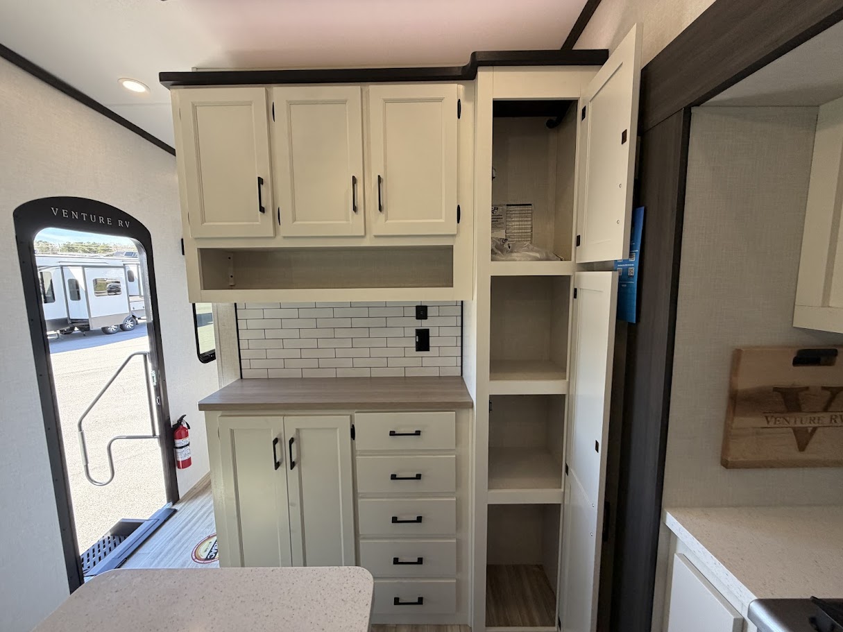 2026 VENTURE RV SPORTTREK 365VFL - Image 46