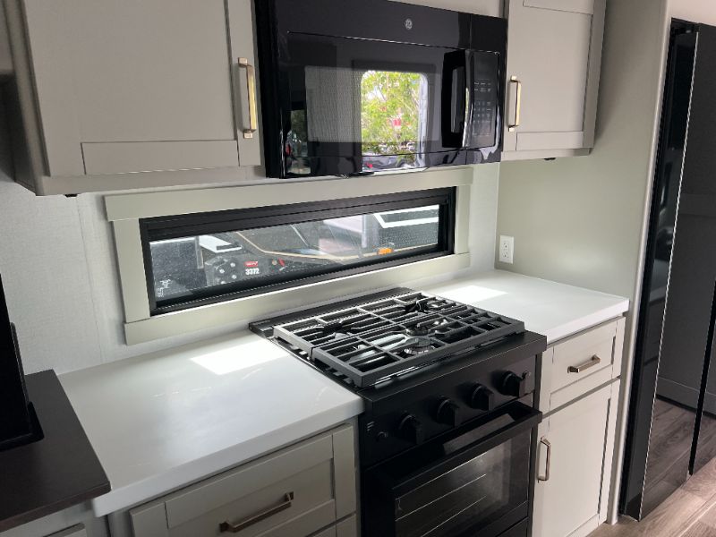 2026 Brinkley RV Model Z 3100 - Image 11