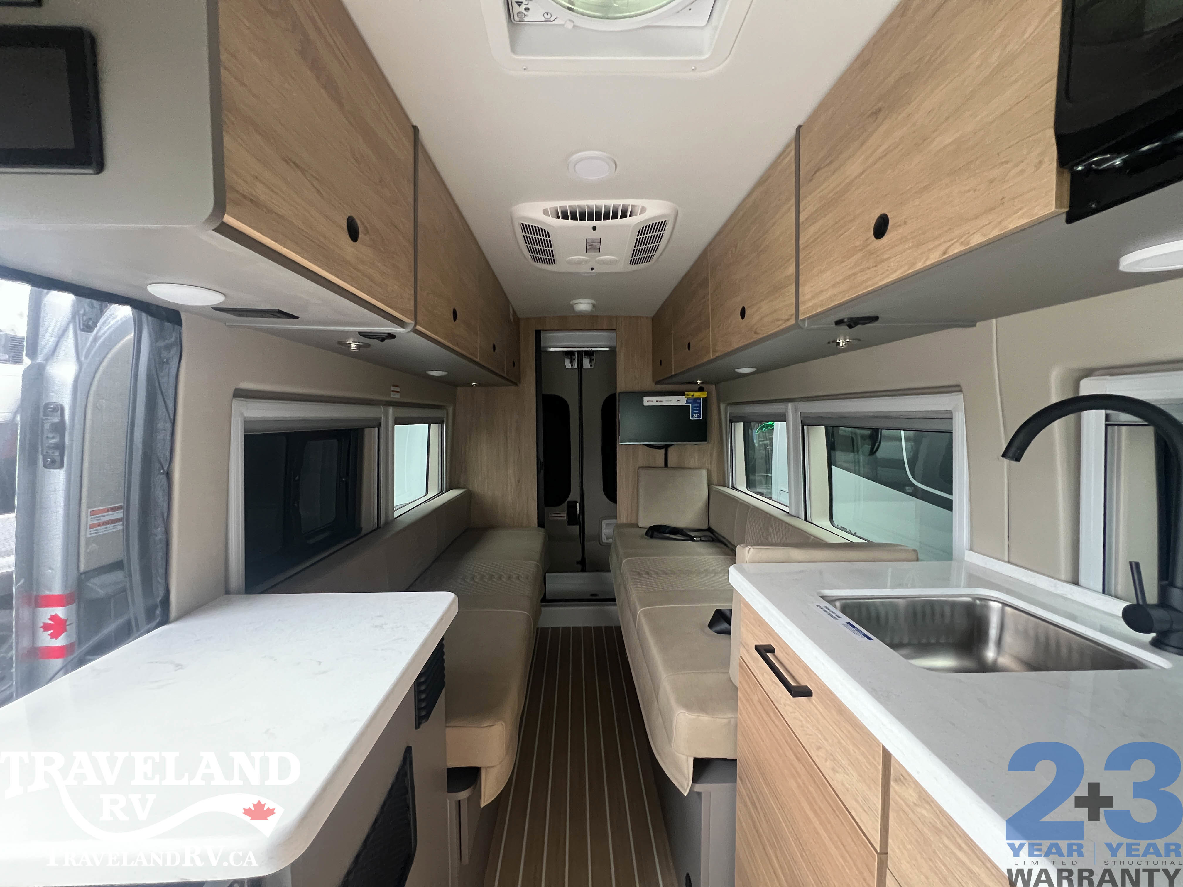 2026 JAYCO SOLSTICE 21T AWD - Image 8