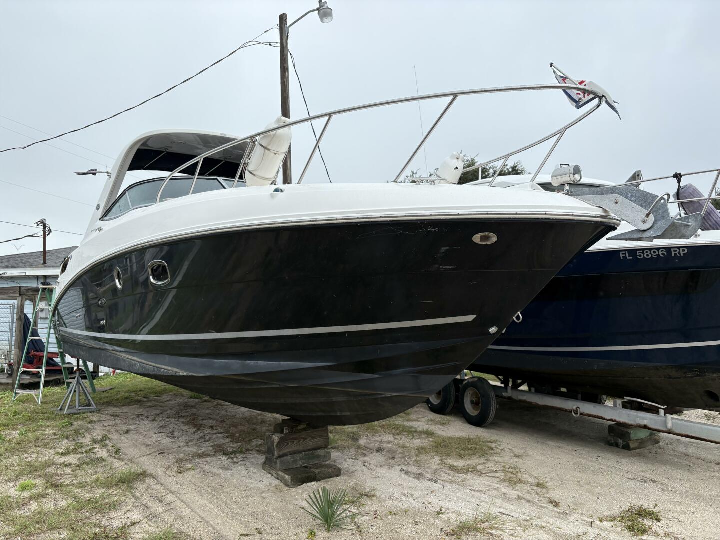 2012 Sea Ray 310 Sundancer - Image 3