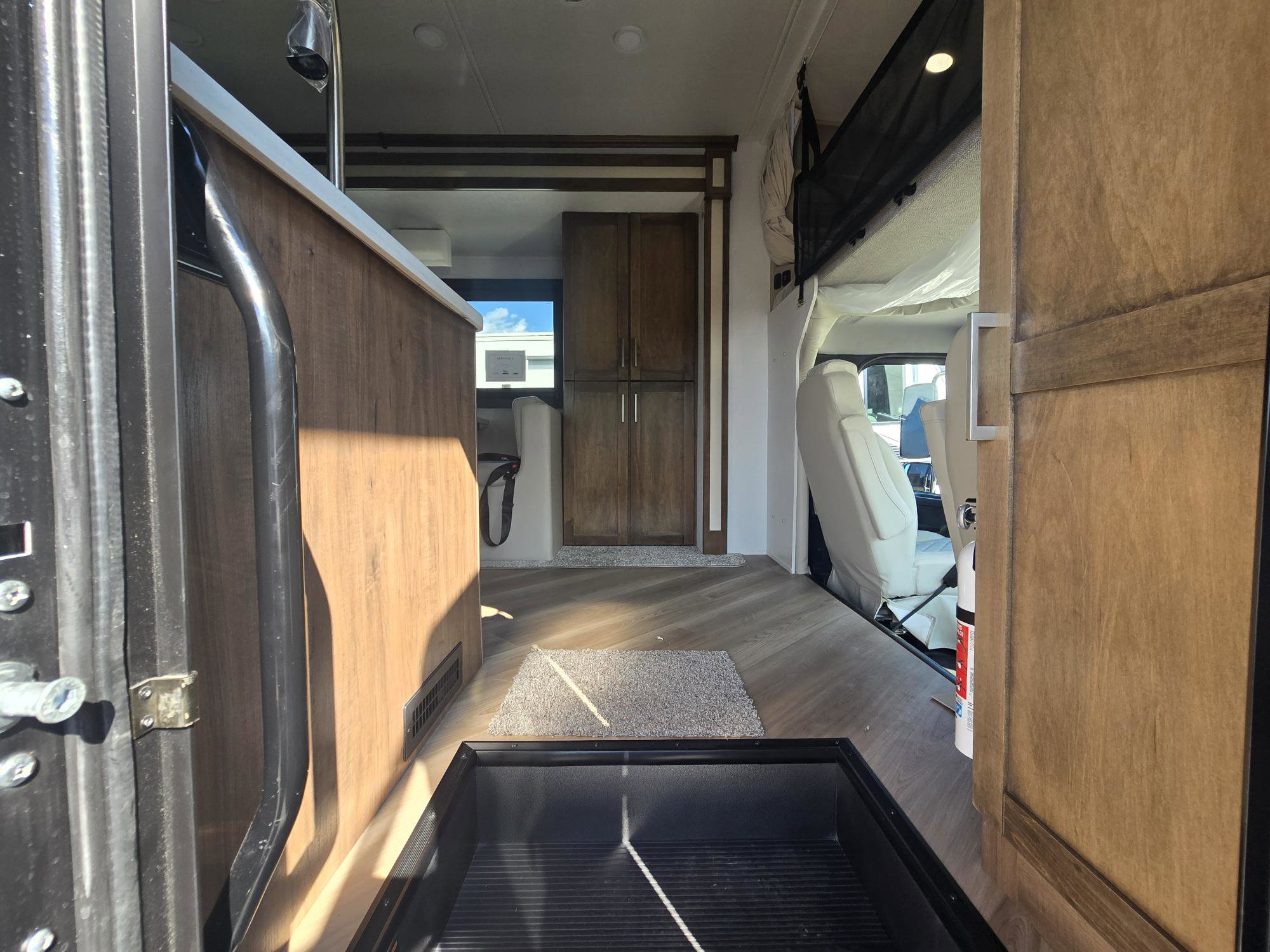 2026 JAYCO SENECA 37K - Image 17