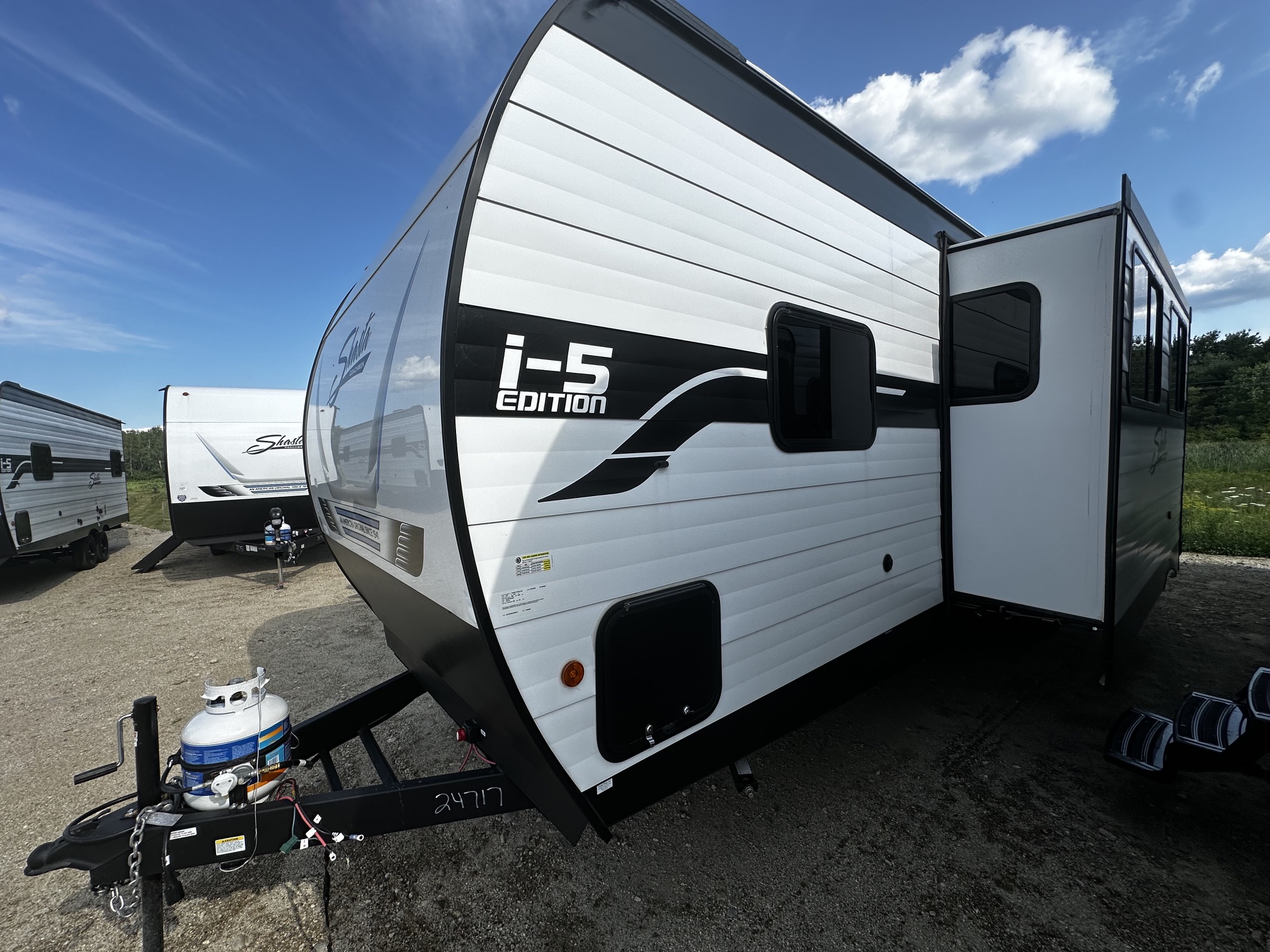 2026 Coachmen Shasta I-5 530BQB - Image 2