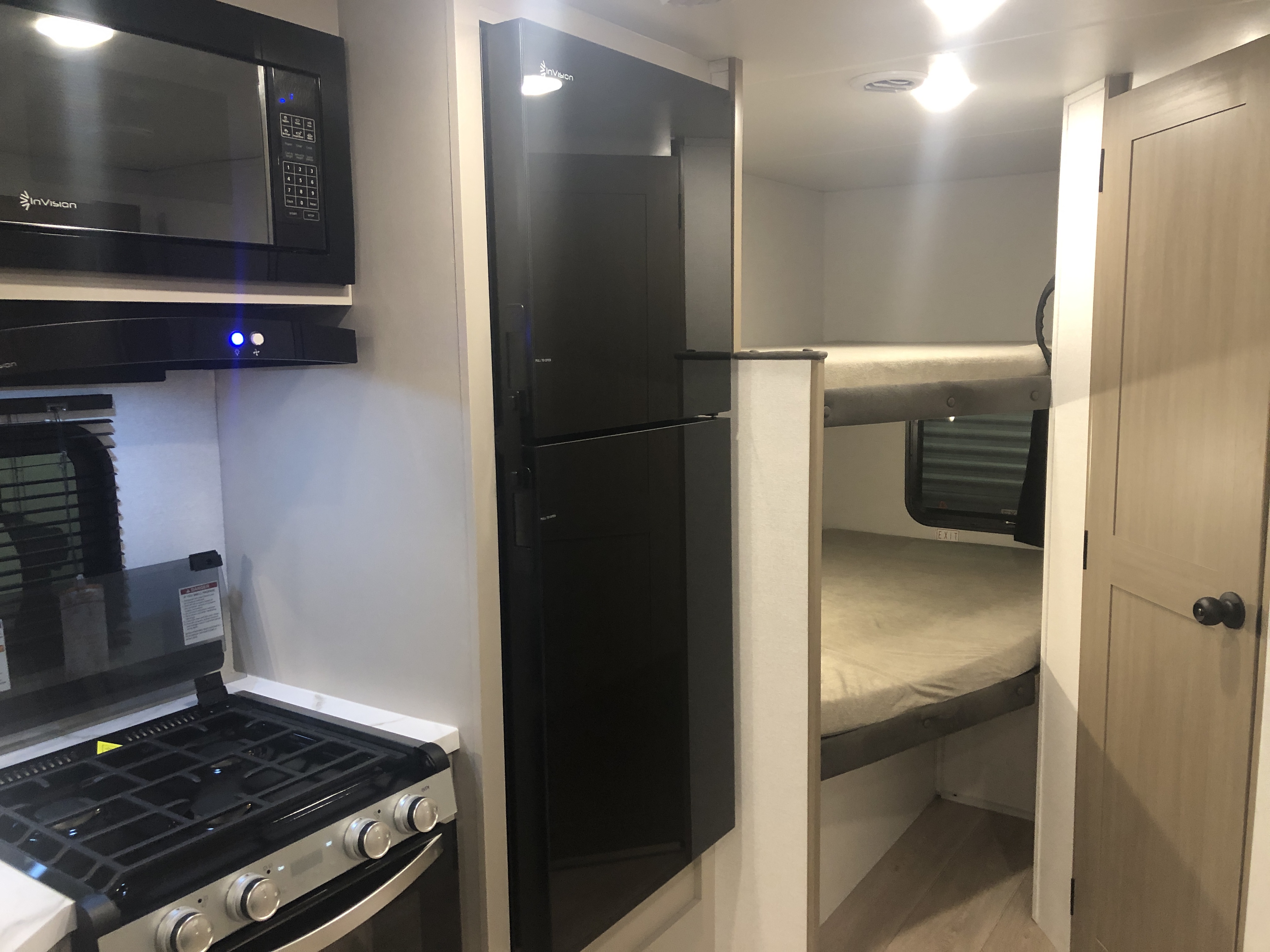 2027 Jayco Jay Flight SLX 245BHSW - Image 12