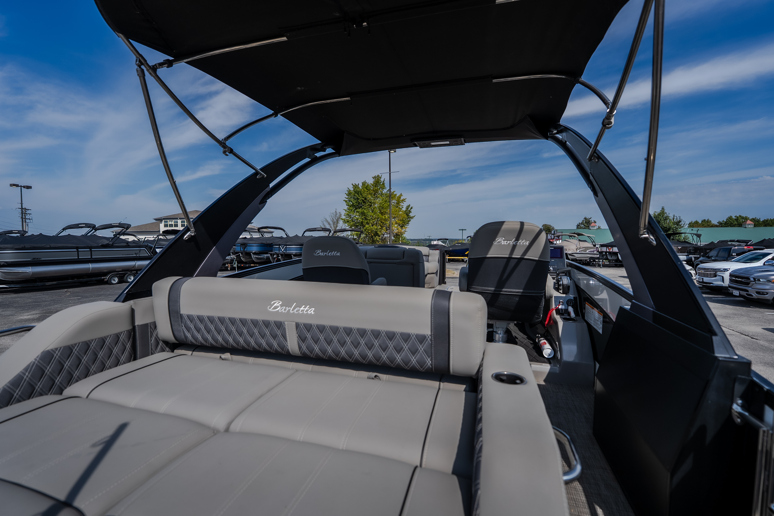 2023 Barletta Lusso 25UCA - Image 20