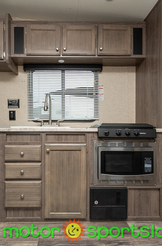 2019 Omega Rv Weekend Warrior SS2300 - Image 17