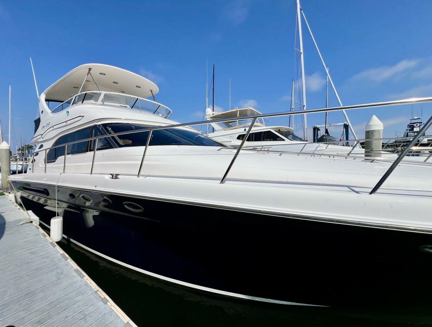 2002 Sea Ray 560 Sedan Cruiser - Image 3