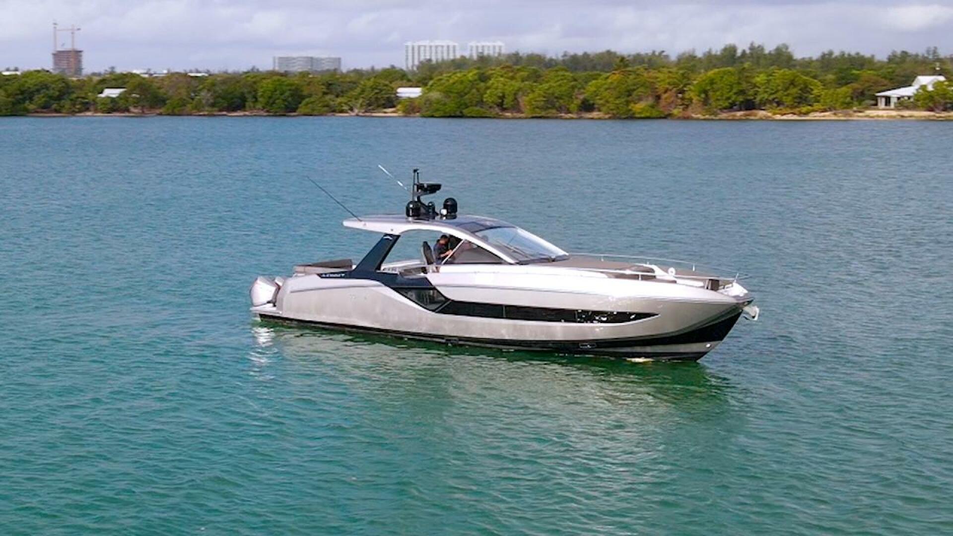 2022 Azimut Verve 47 - Image 3