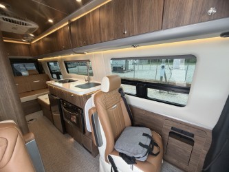 2027 AIRSTREAM INTERSTATE 24GL - Image 16