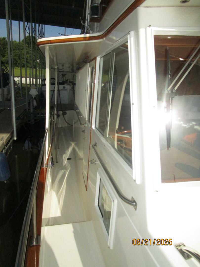 1992 Grand Banks Europa - Image 20