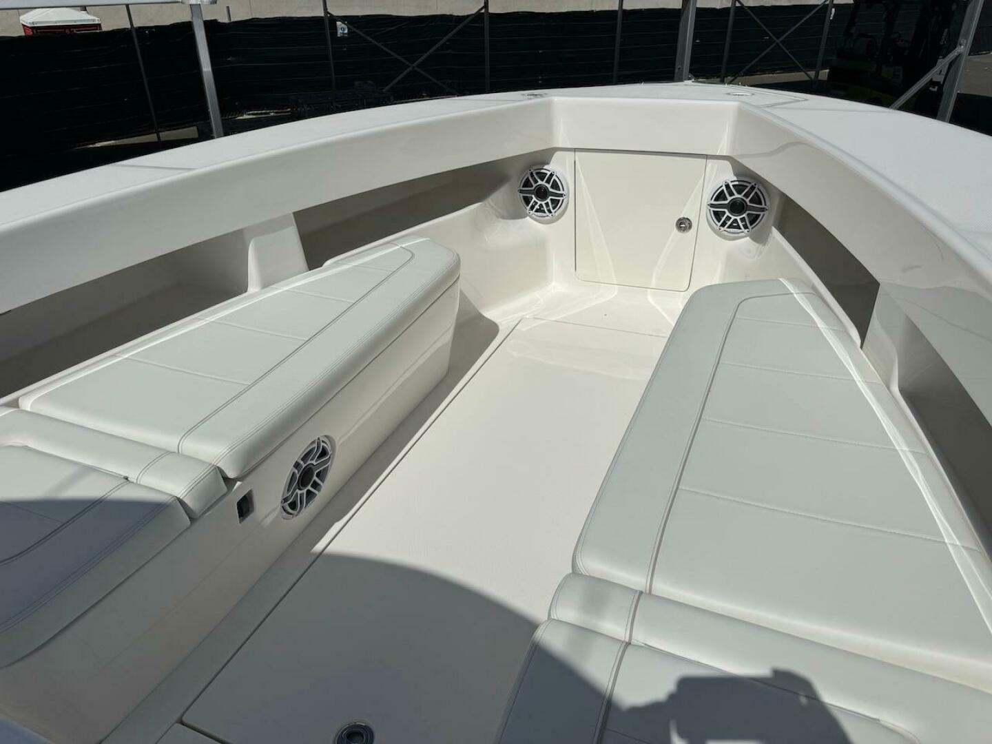 2024 SeaVee 340Z - Image 6