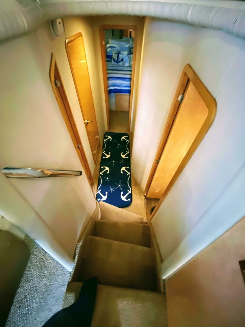 1998 Sea Ray 480 Sedan Bridge - Image 30